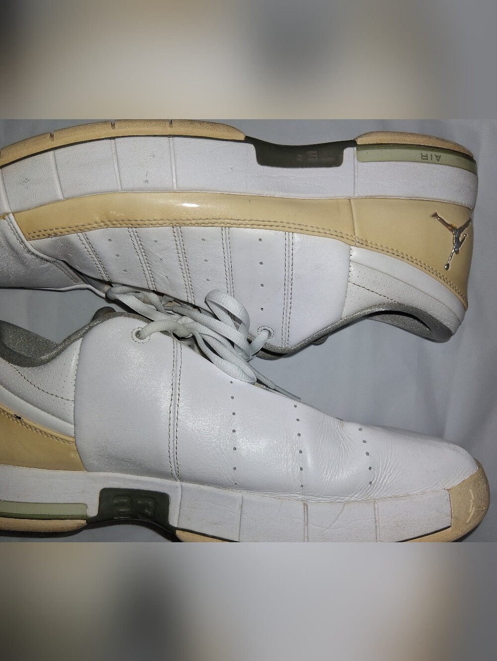 Jordan Men’s Low-Top Sneakers in White and Tan